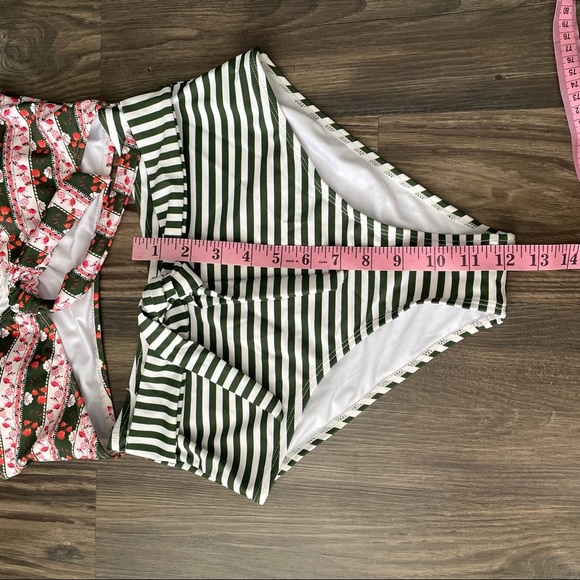 Cupshe NWT Striped and Floral Mix Print One Piece Swimsuit - Picture 12 of 16